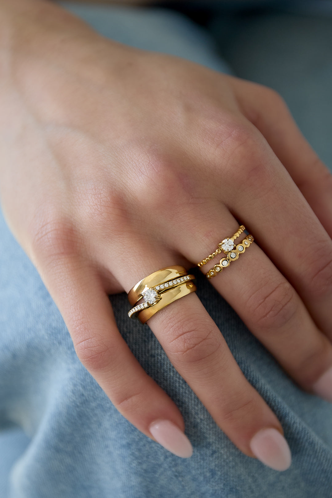 Bague à rangs ornée 